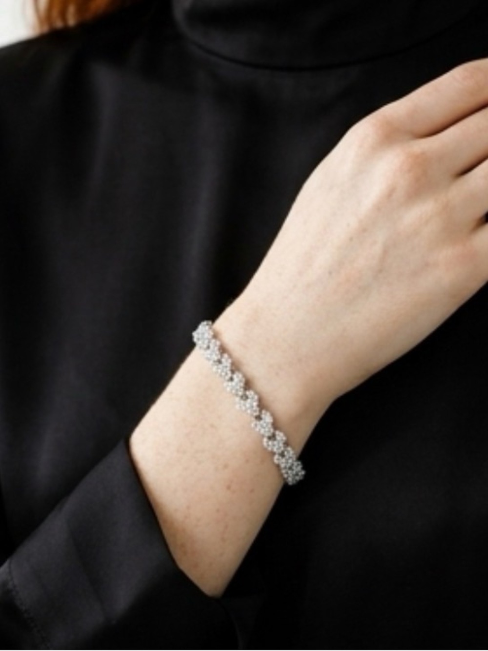 Heart design - Fashion rhinestone tennis bracelet. Silver plated